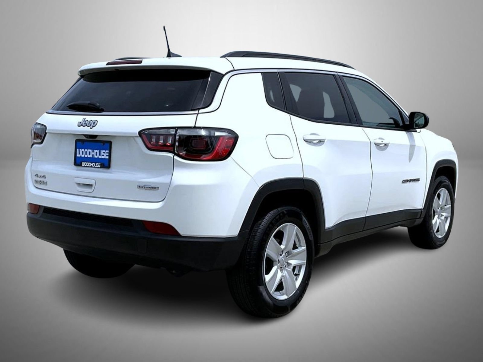 Used 2022 Jeep Compass Latitude w/ Convenience Group AWD/4WD image 5