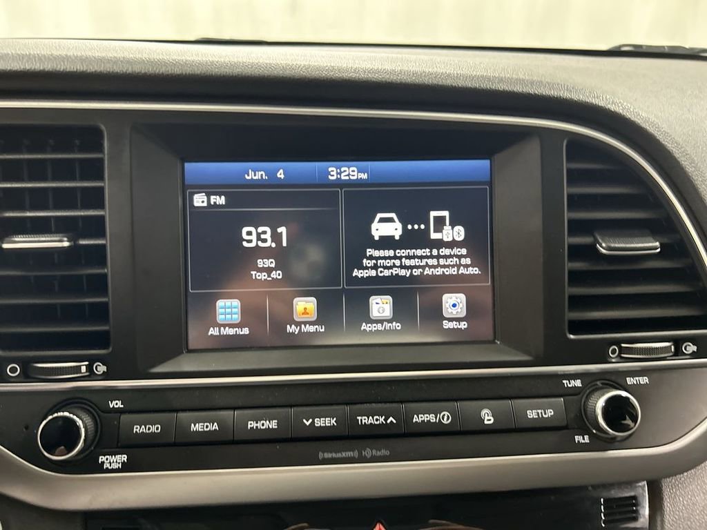 Used 2017 Hyundai Elantra Limited FWD image 14