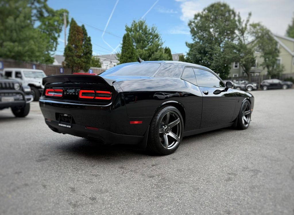 Used 2019 Dodge Challenger SRT Hellcat Redeye RWD image 8