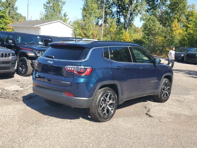 New 2026 Jeep Compass Limited w/ Sun, Sound & Navigation Group AWD/4WD image 4