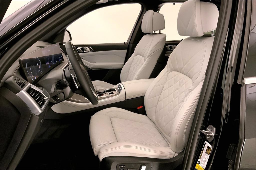 Used 2024 BMW X5 xDrive40i AWD/4WD image 13