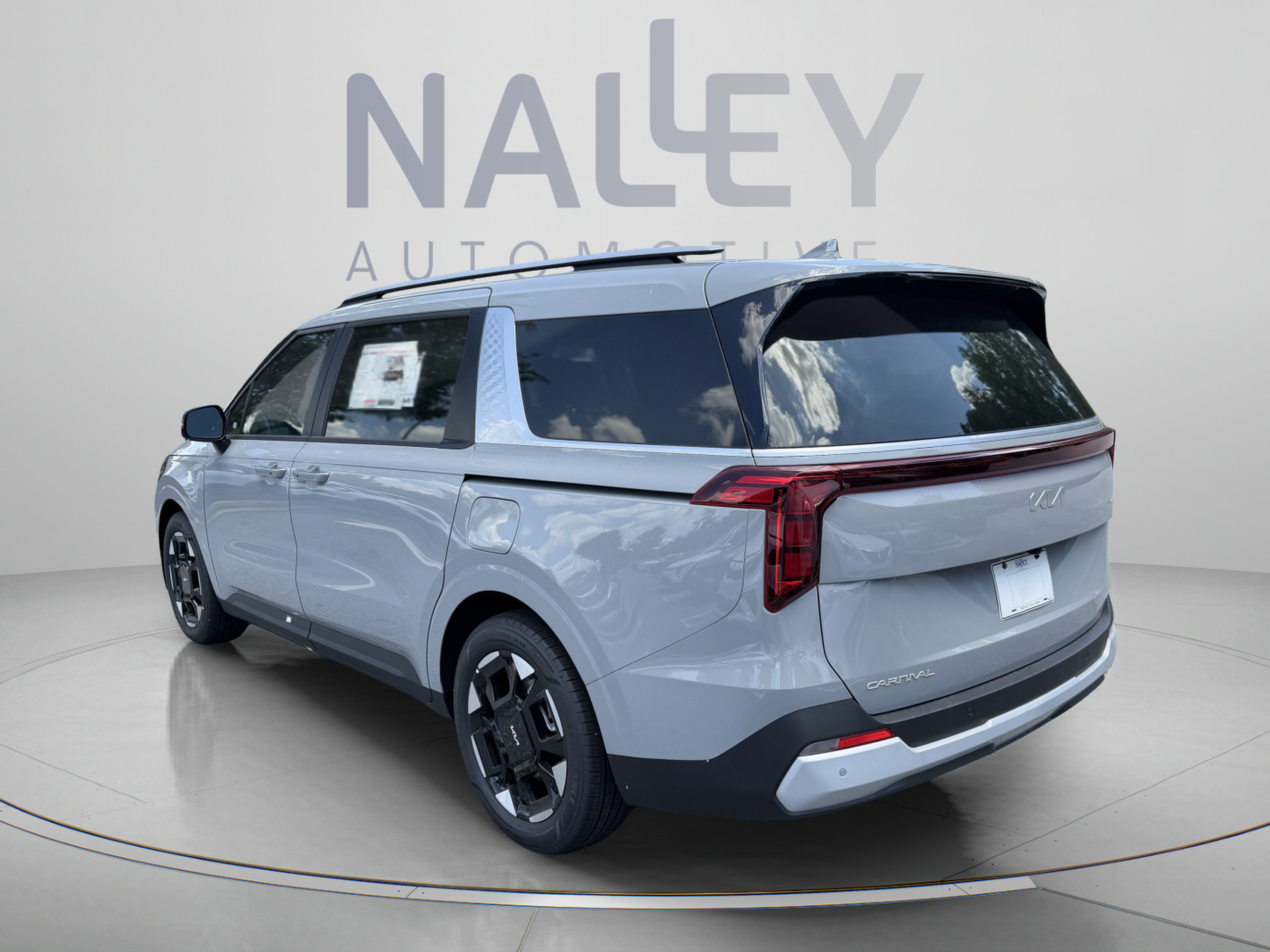 New 2026 Kia Carnival EX FWD image 3