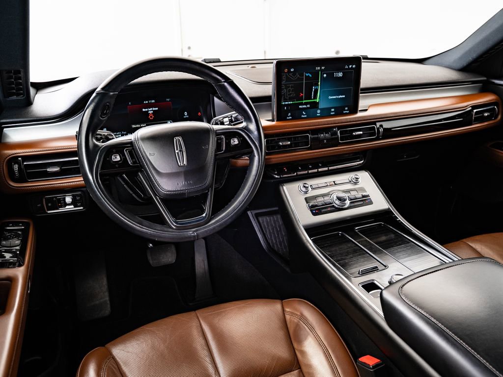 Used 2021 Lincoln Aviator Reserve image 4