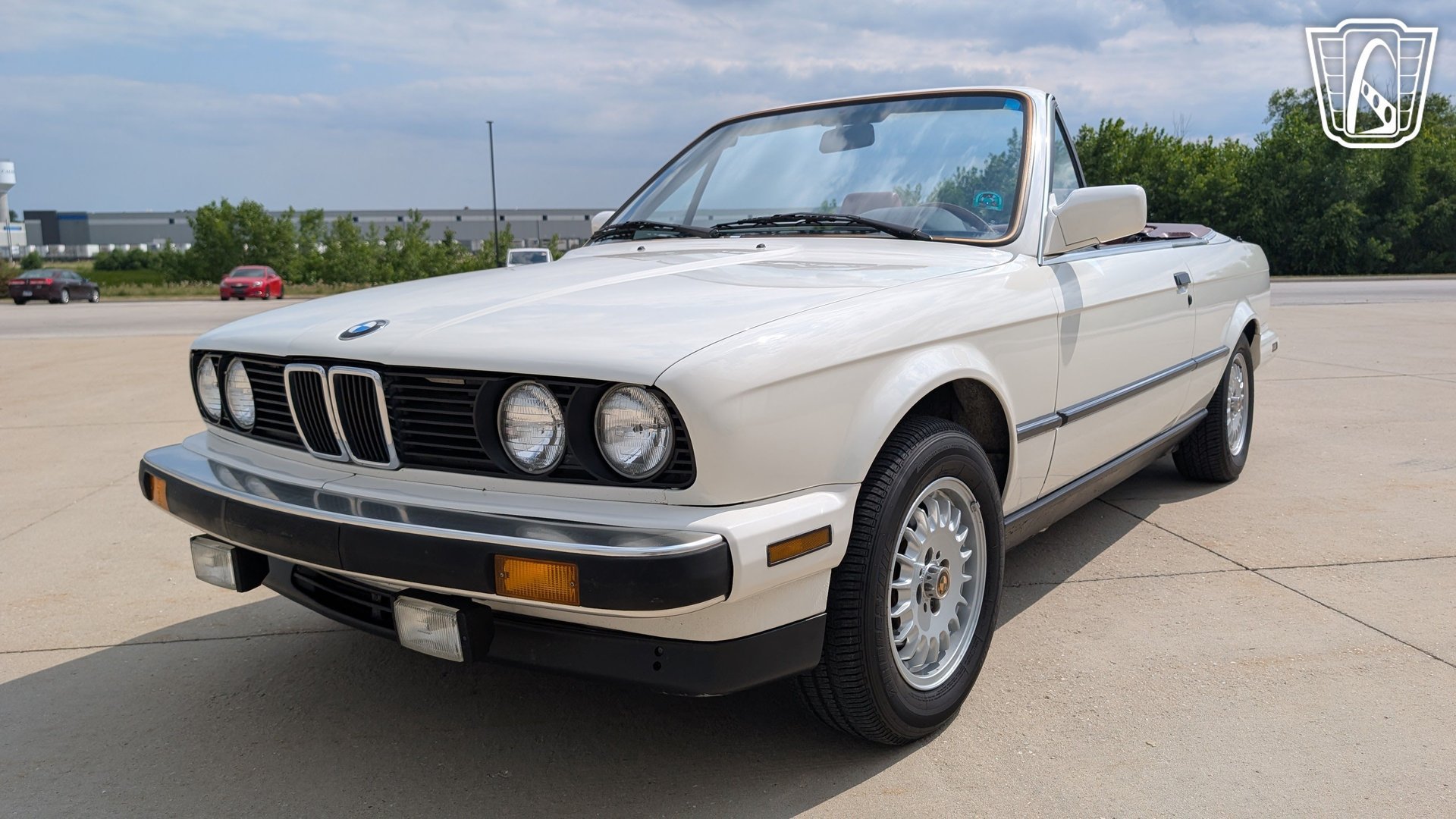 Used 1987 BMW 325i Convertible RWD image 3