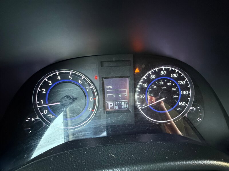 Used 2013 INFINITI G37 x w/ Premium Pkg AWD/4WD image 19