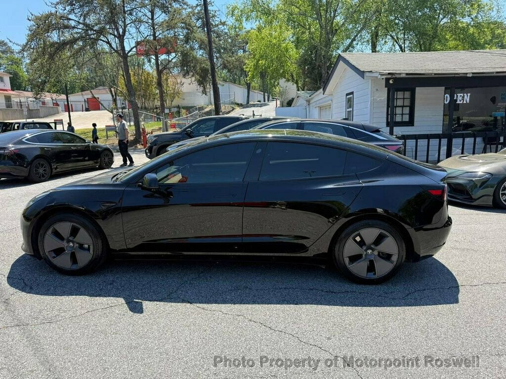 Used 2023 Tesla Model 3 Standard Range RWD image 2