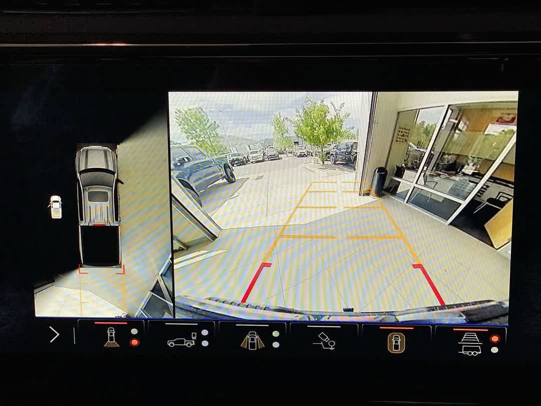 Used 2024 GMC Sierra 1500 AT4 w/ Technology Package AWD/4WD image 20