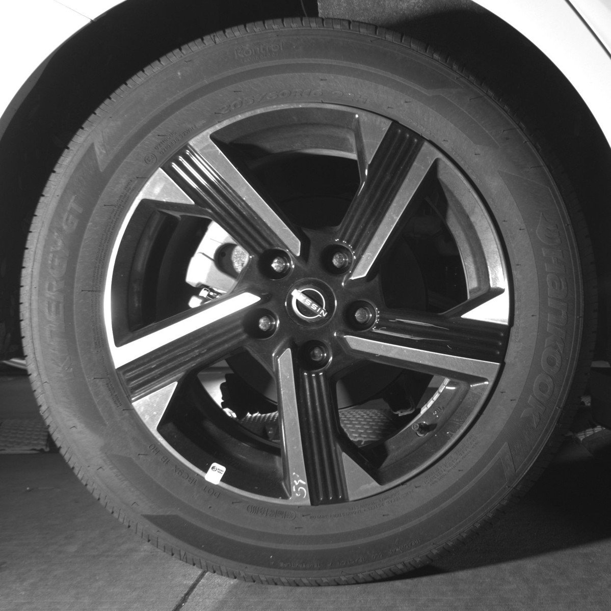 Used 2025 Nissan Sentra SV image 15