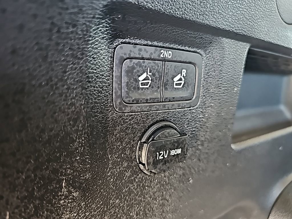 Used 2025 Kia Telluride S AWD/4WD image 44