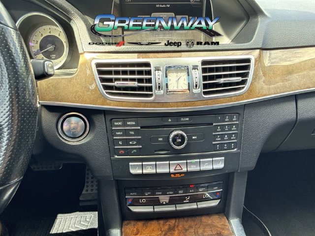 Used 2016 Mercedes-Benz E 350 4MATIC Sedan image 18