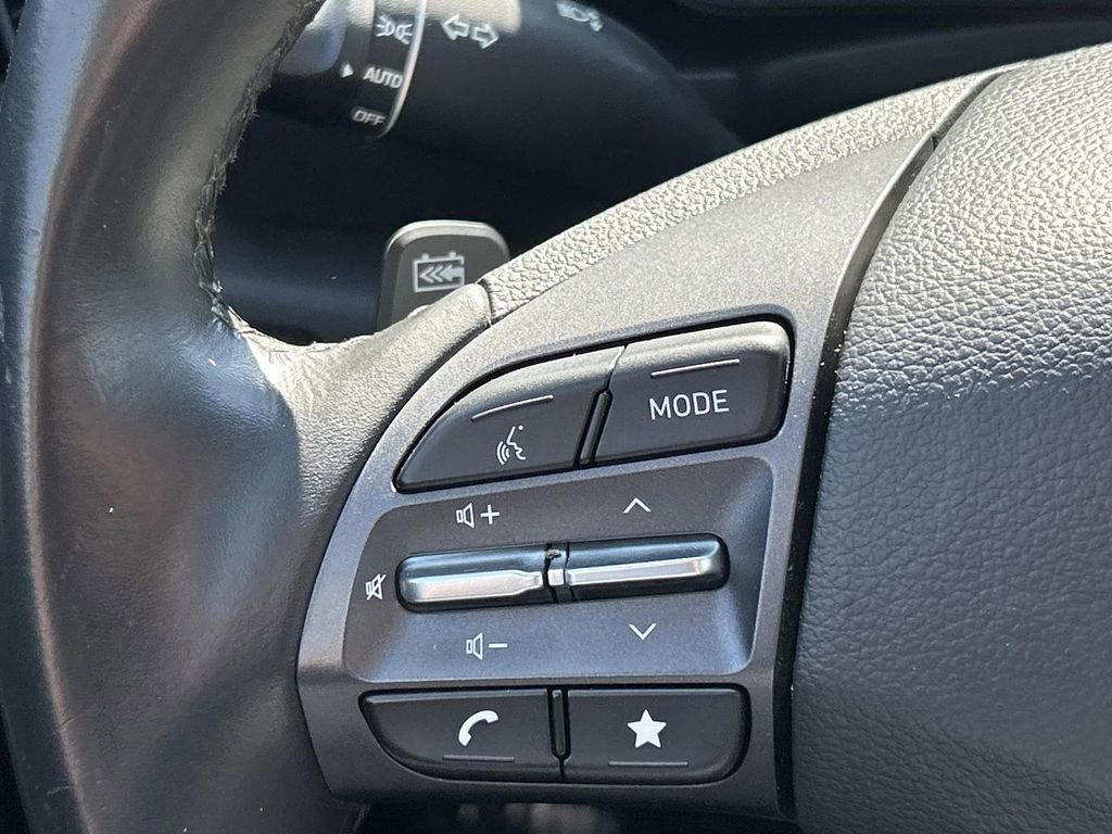 Certified 2023 Hyundai Kona SEL FWD image 29