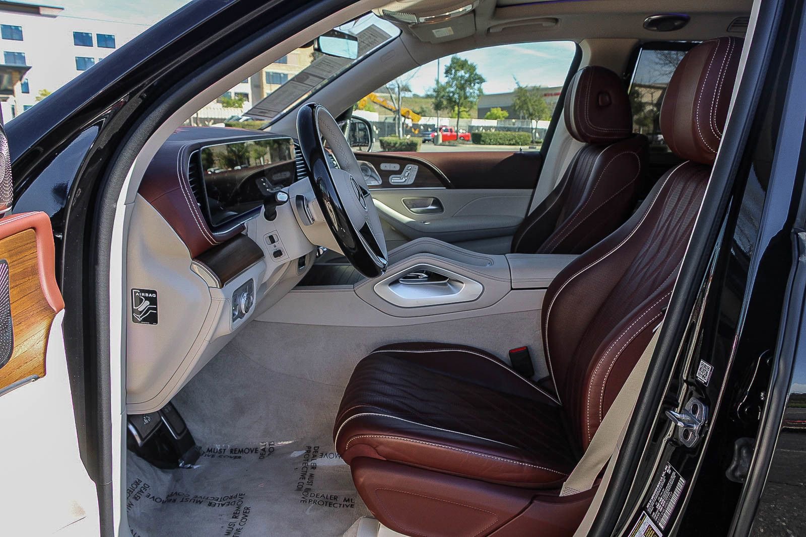 Certified 2024 Mercedes-Benz Maybach GLS 600 4MATIC image 22