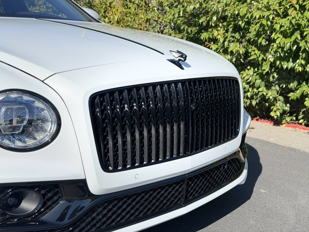 Used 2023 Bentley Flying Spur W12 AWD/4WD image 21