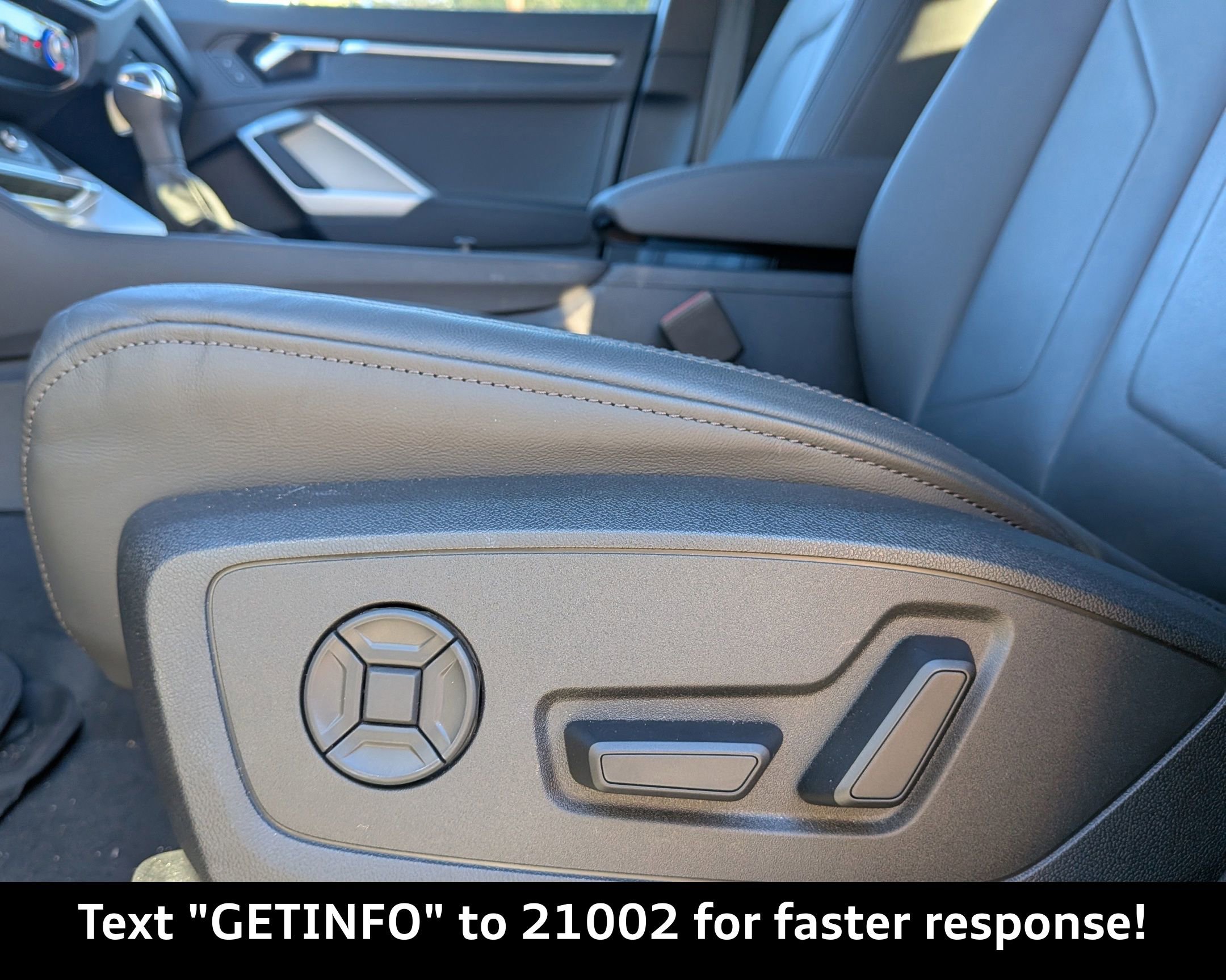 Used 2025 Audi Q3 2.0T Premium w/ Convenience Package image 23