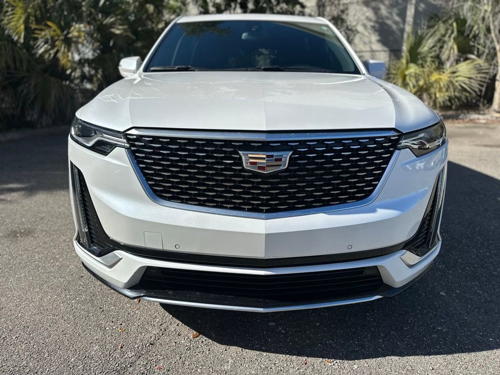 Used 2021 Cadillac XT6 Luxury FWD image 3