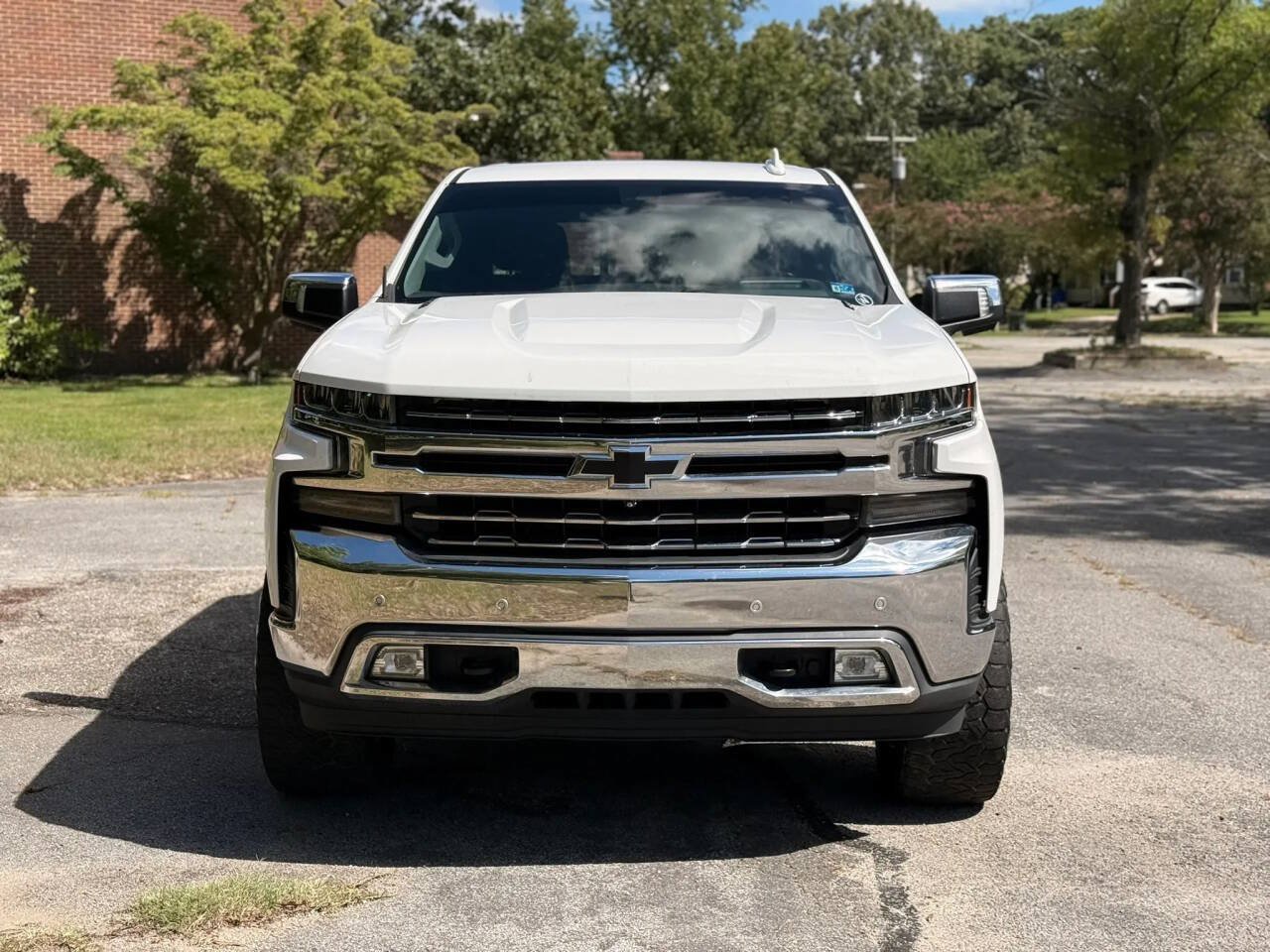 Used 2020 Chevrolet Silverado 1500 LTZ w/ LTZ Plus Package AWD/4WD image 8