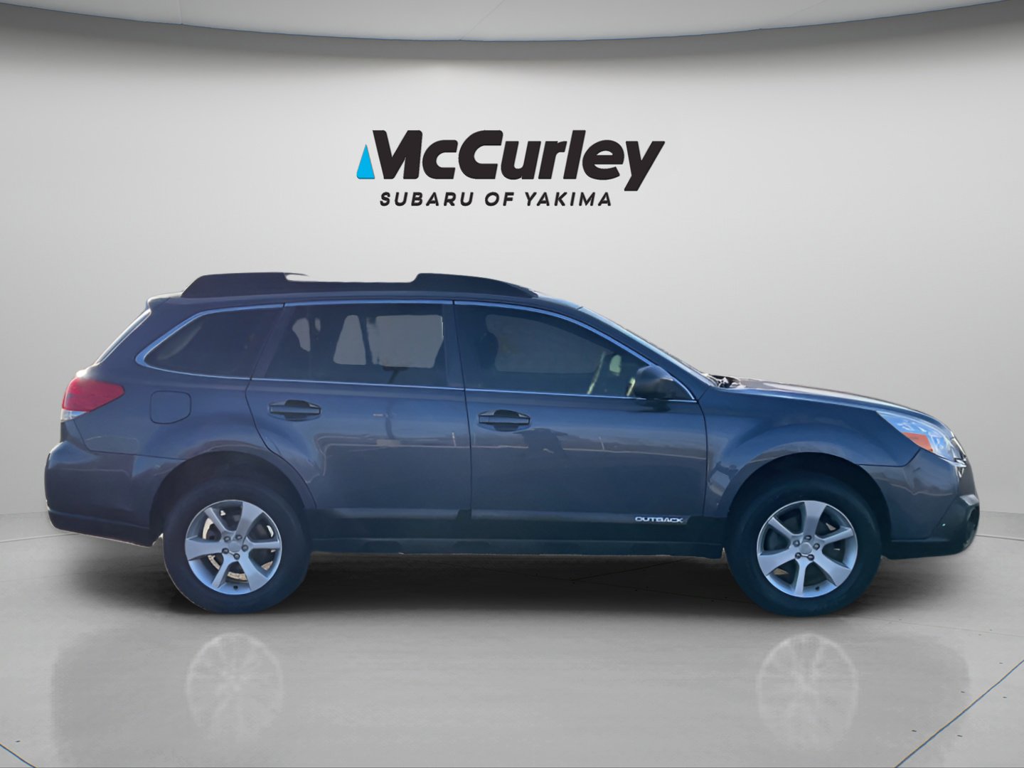 Used 2014 Subaru Outback 2.5i w/ Alloy Wheel Package image 9