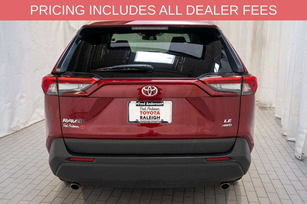 Certified 2025 Toyota RAV4 LE AWD/4WD image 4
