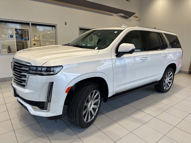 Used 2024 Cadillac Escalade Premium Luxury Platinum image 3