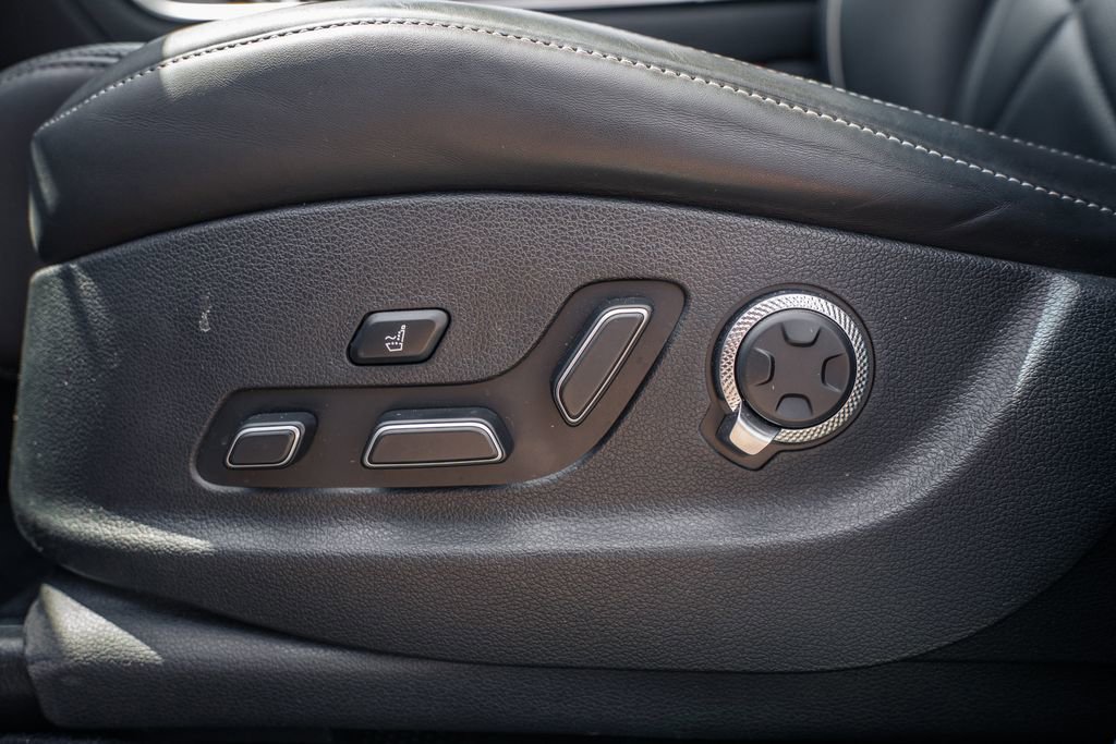 Used 2025 Genesis GV80 3.5T Prestige image 20