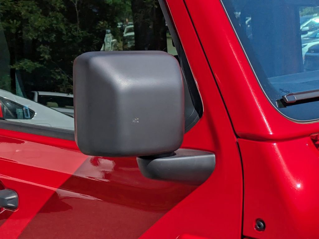 Used 2024 Jeep Wrangler Unlimited Rubicon AWD/4WD image 11