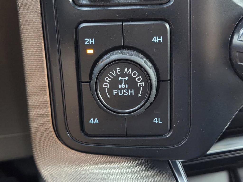 Used 2026 Ford F150 Platinum w/ Equipment Group 703A Plus AWD/4WD image 31
