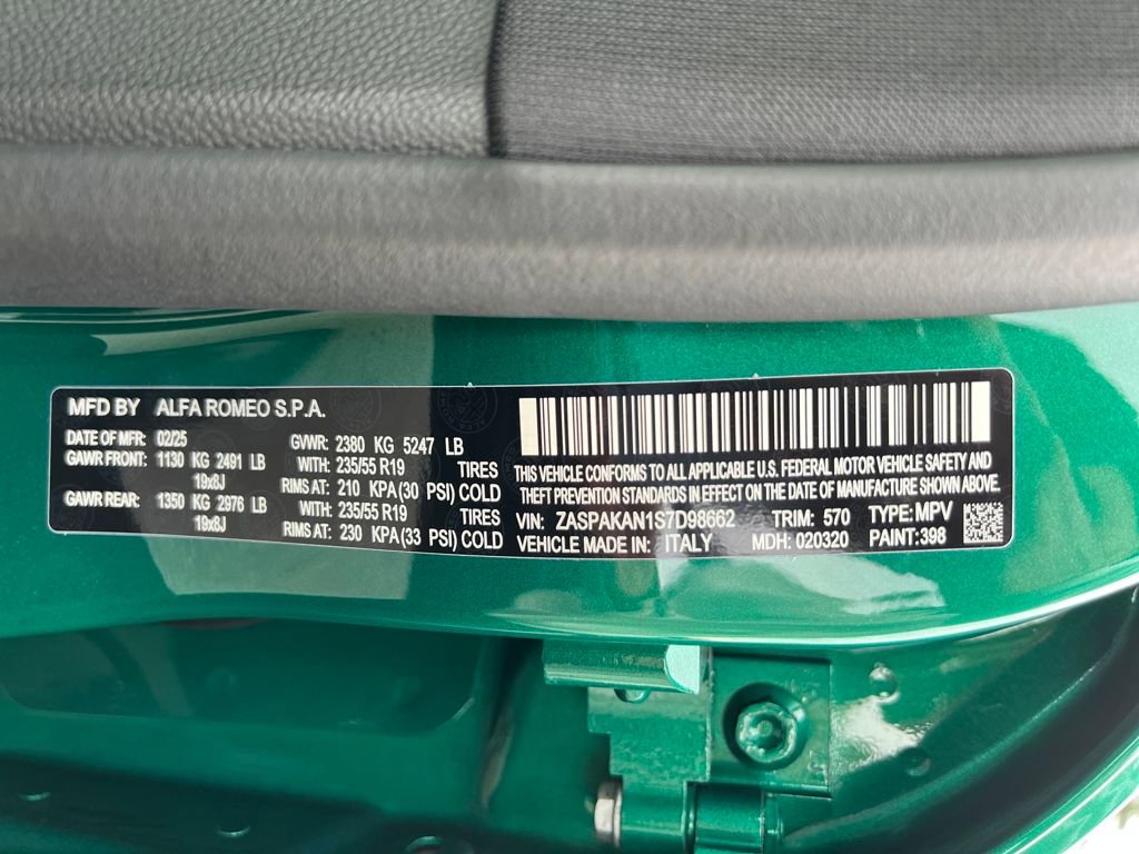 New 2025 Alfa Romeo Stelvio Sprint w/ Convenience Package image 17