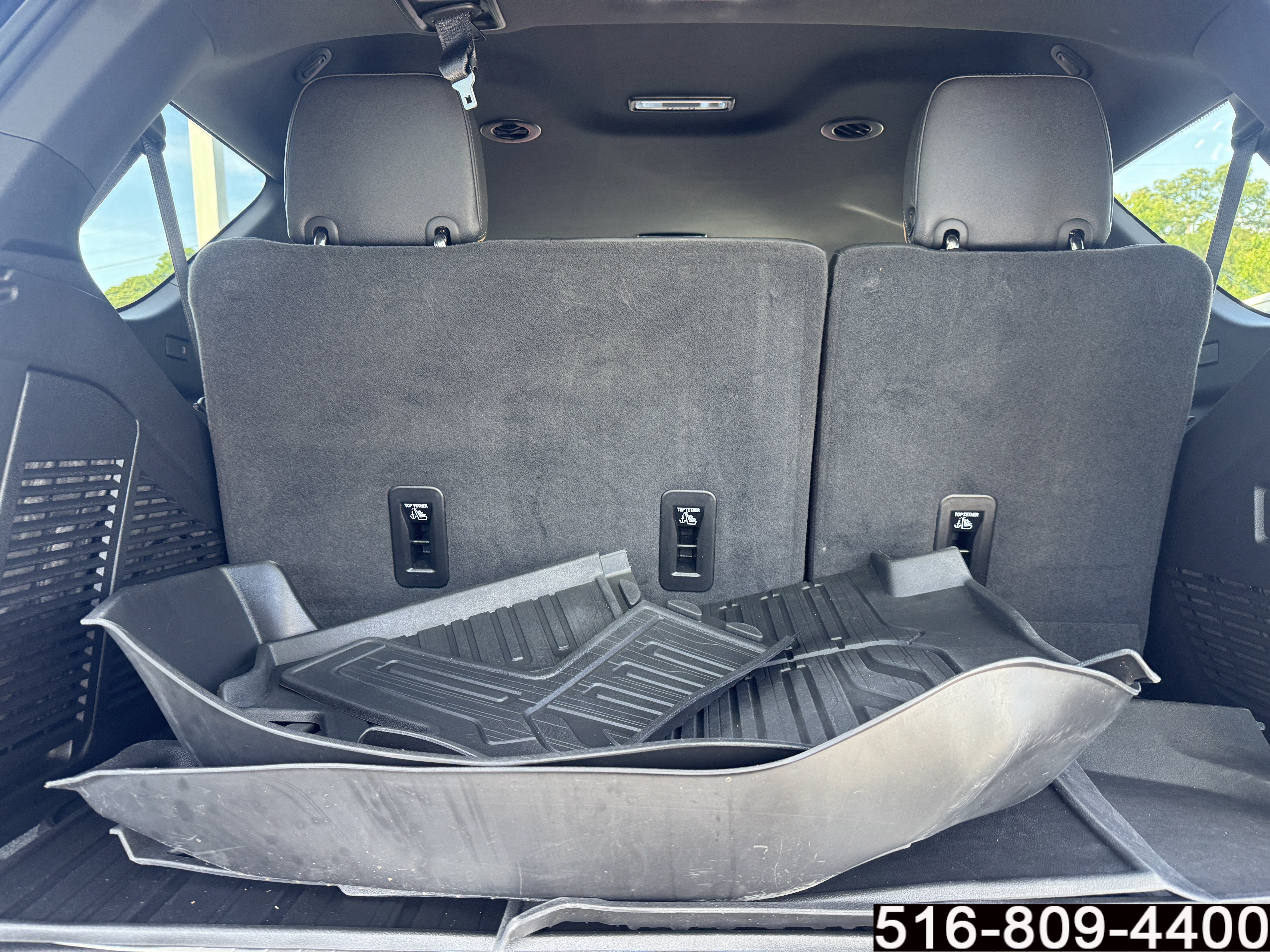 Used 2024 GMC Yukon AT4 AWD/4WD image 33