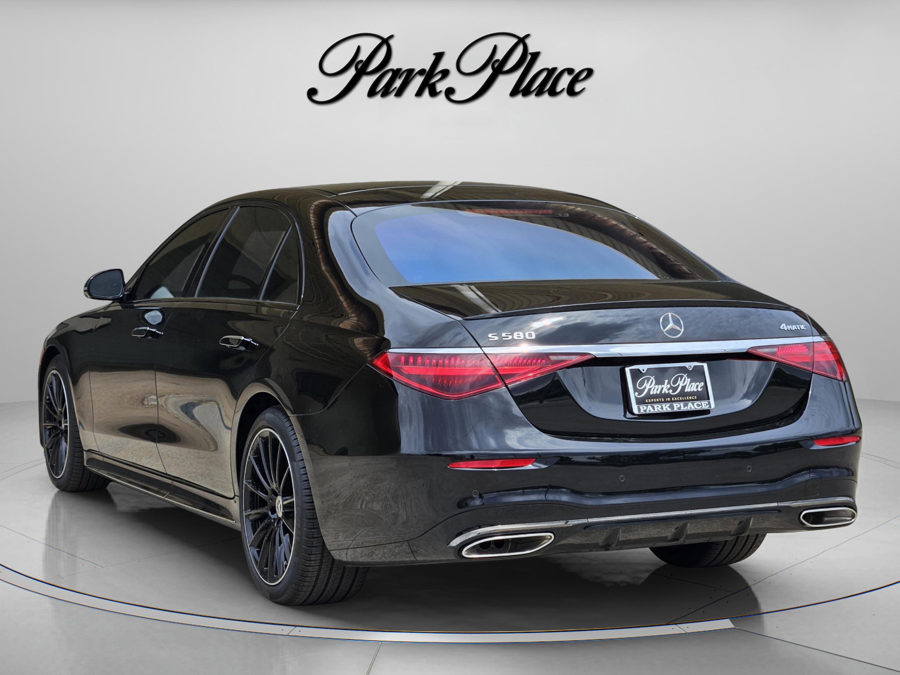Certified 2025 Mercedes-Benz S 580 4MATIC Sedan image 3
