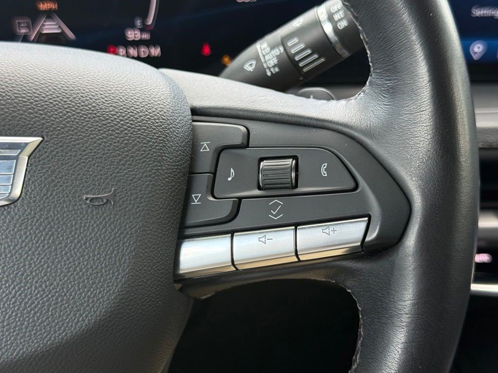 Certified 2025 Cadillac XT4 Premium Luxury FWD image 28