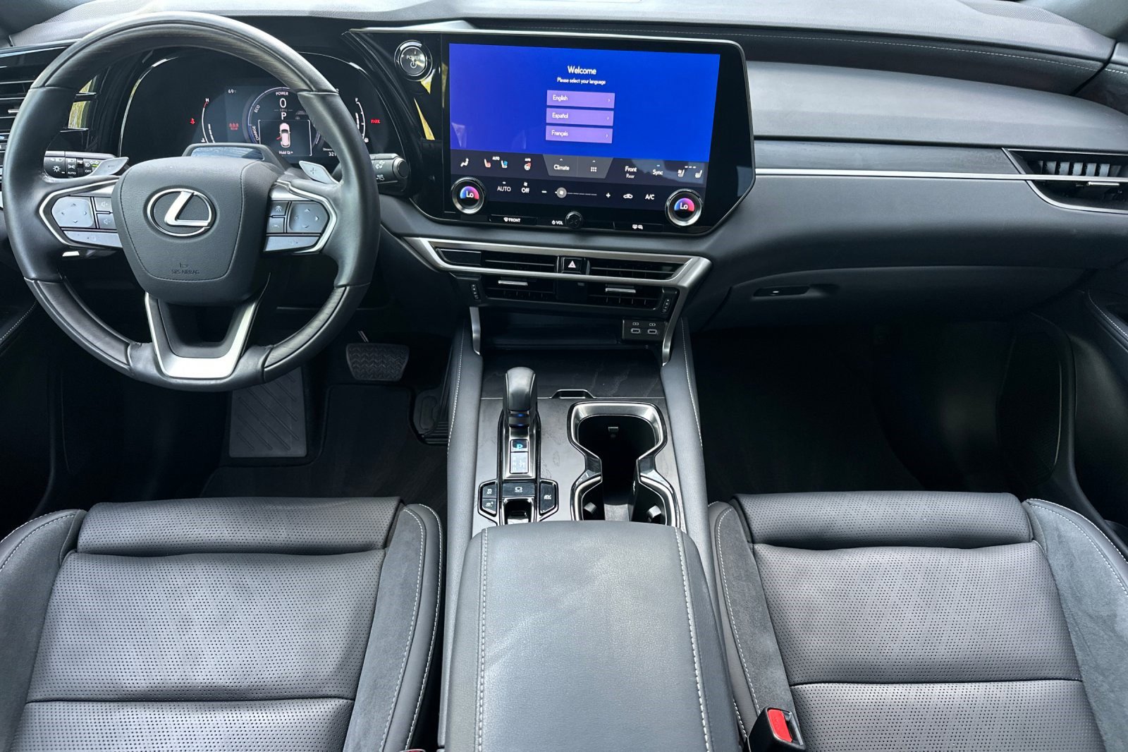 Certified 2023 Lexus RX 350 w/ Accessory Package (Z1) image 17