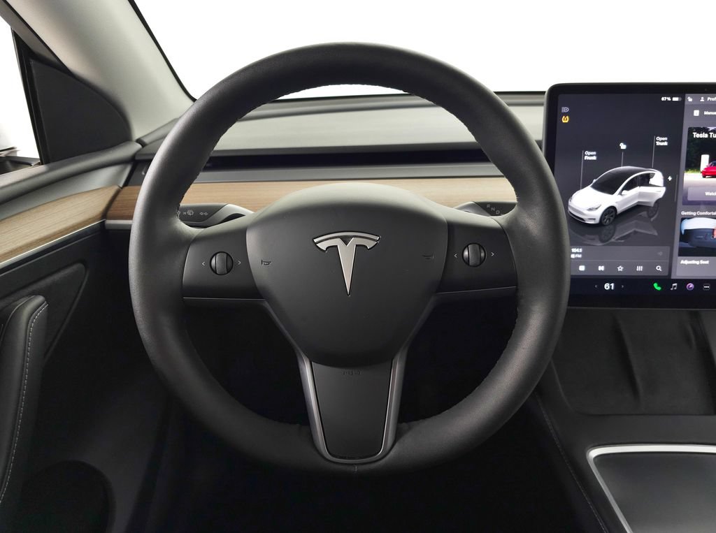 Used 2025 Tesla Model Y Long Range AWD/4WD image 19