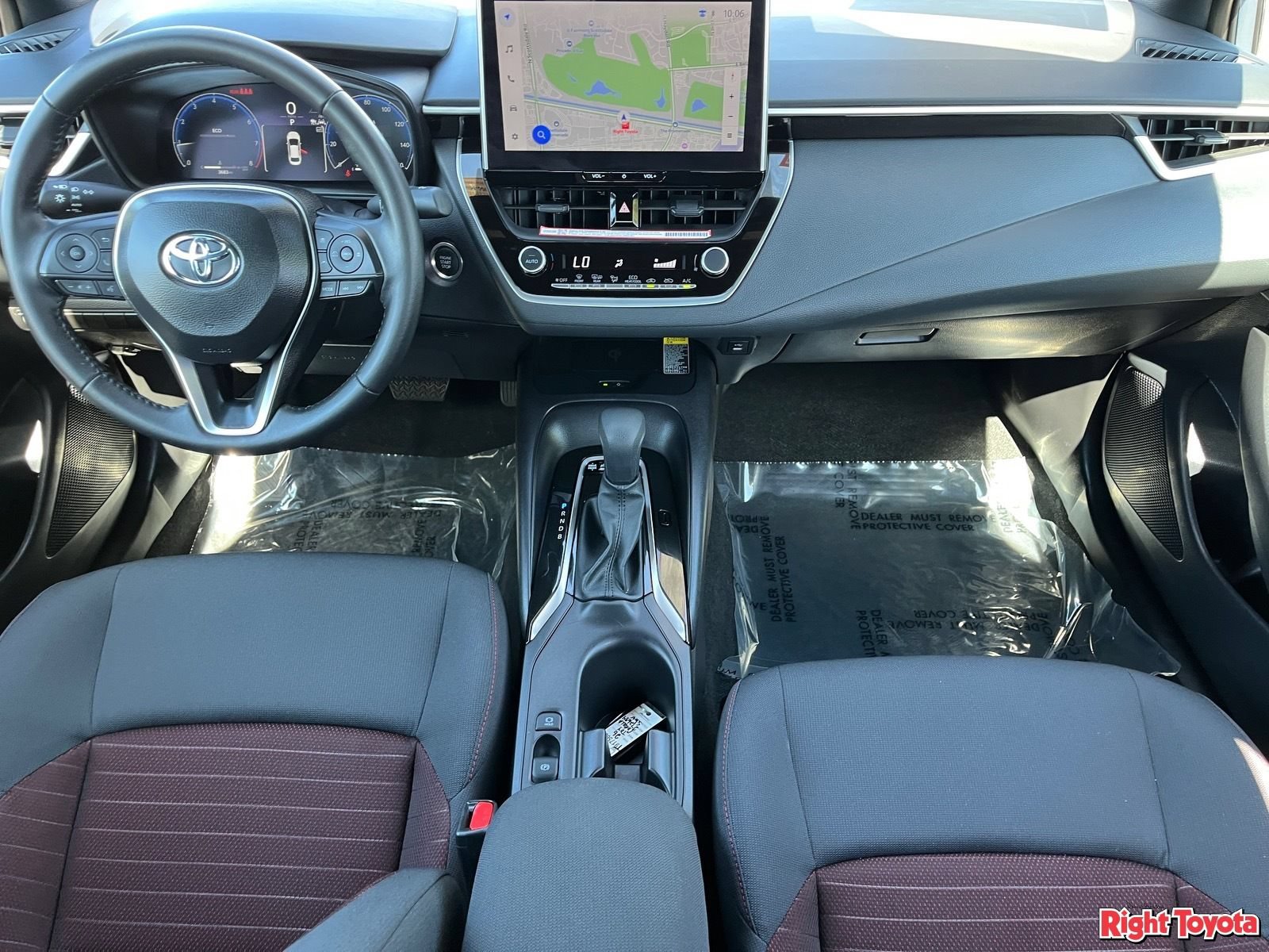 Certified 2026 Toyota Corolla SE w/ SE Package FWD image 18