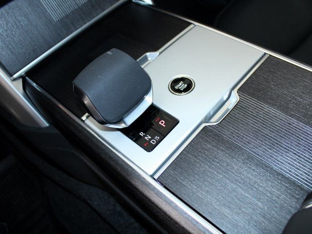 Used 2025 Land Rover Range Rover Autobiography AWD/4WD image 16