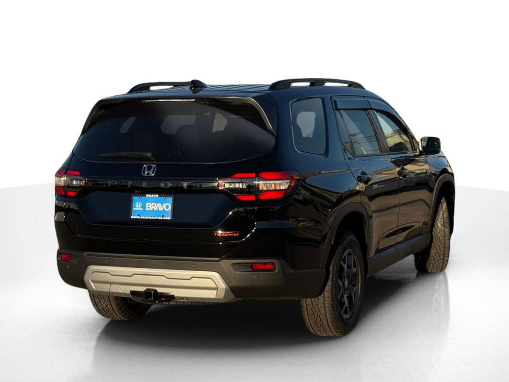New 2025 Honda Pilot TrailSport image 5