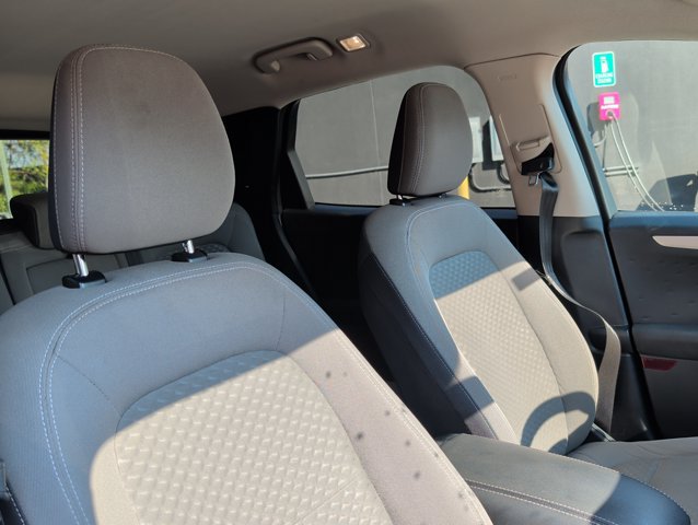 Used 2020 Ford Escape SE FWD image 25