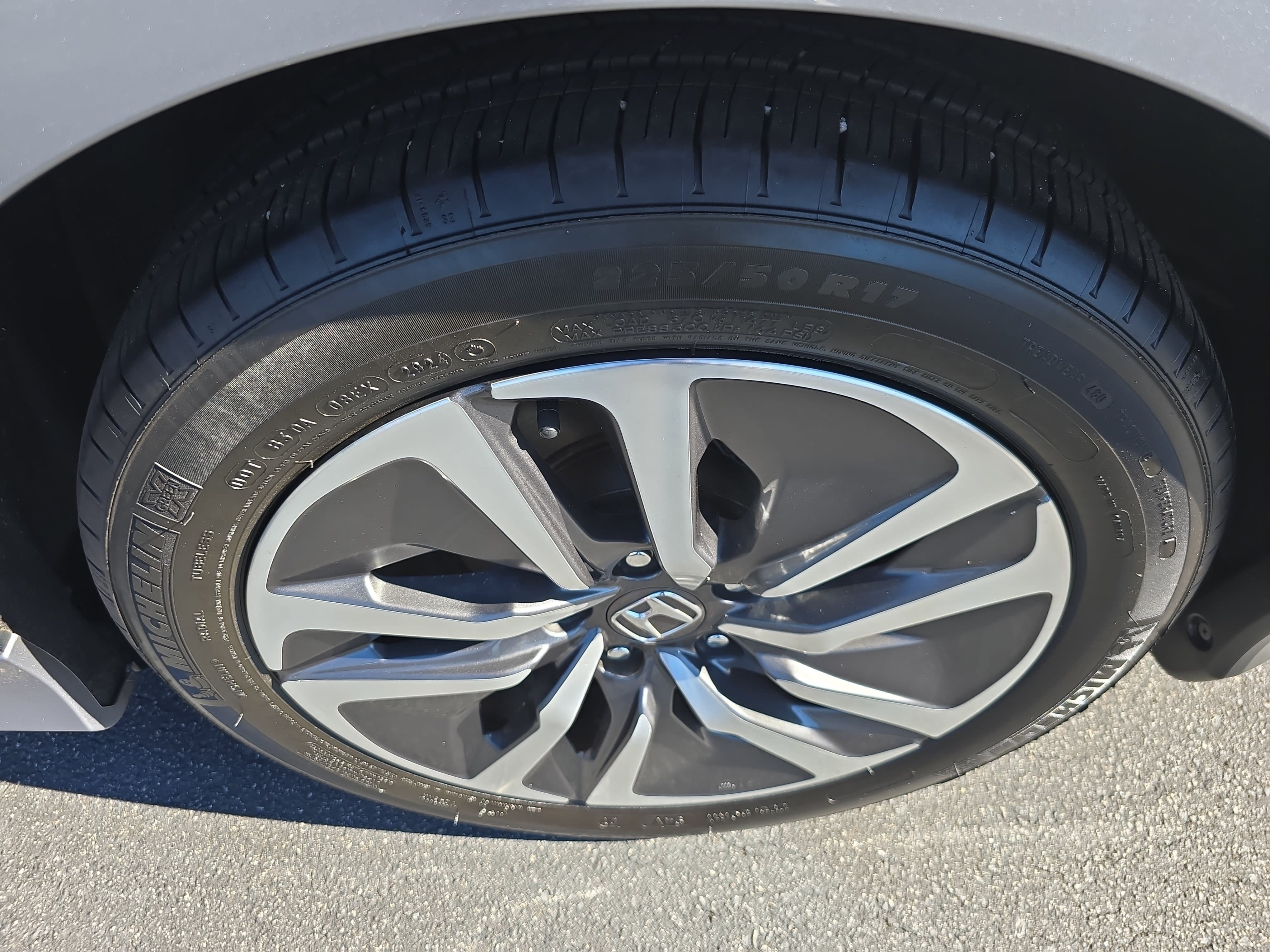 Used 2020 Honda Accord EX image 31