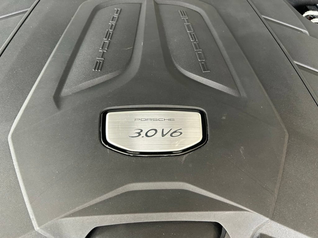 Used 2019 Porsche Cayenne AWD/4WD image 13