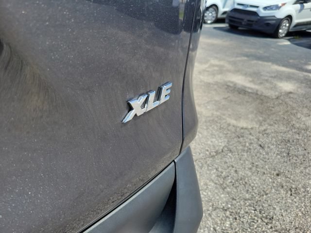 Used 2025 Toyota RAV4 XLE w/ Convenience Package FWD image 6