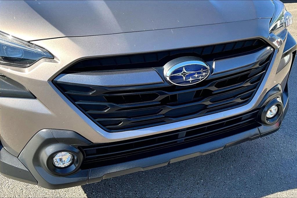 Used 2024 Subaru Outback Premium AWD/4WD image 33