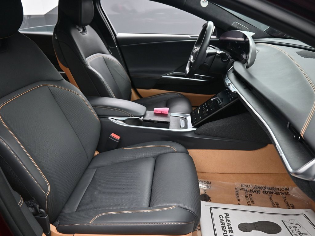 Used 2024 Lucid Air Touring image 35