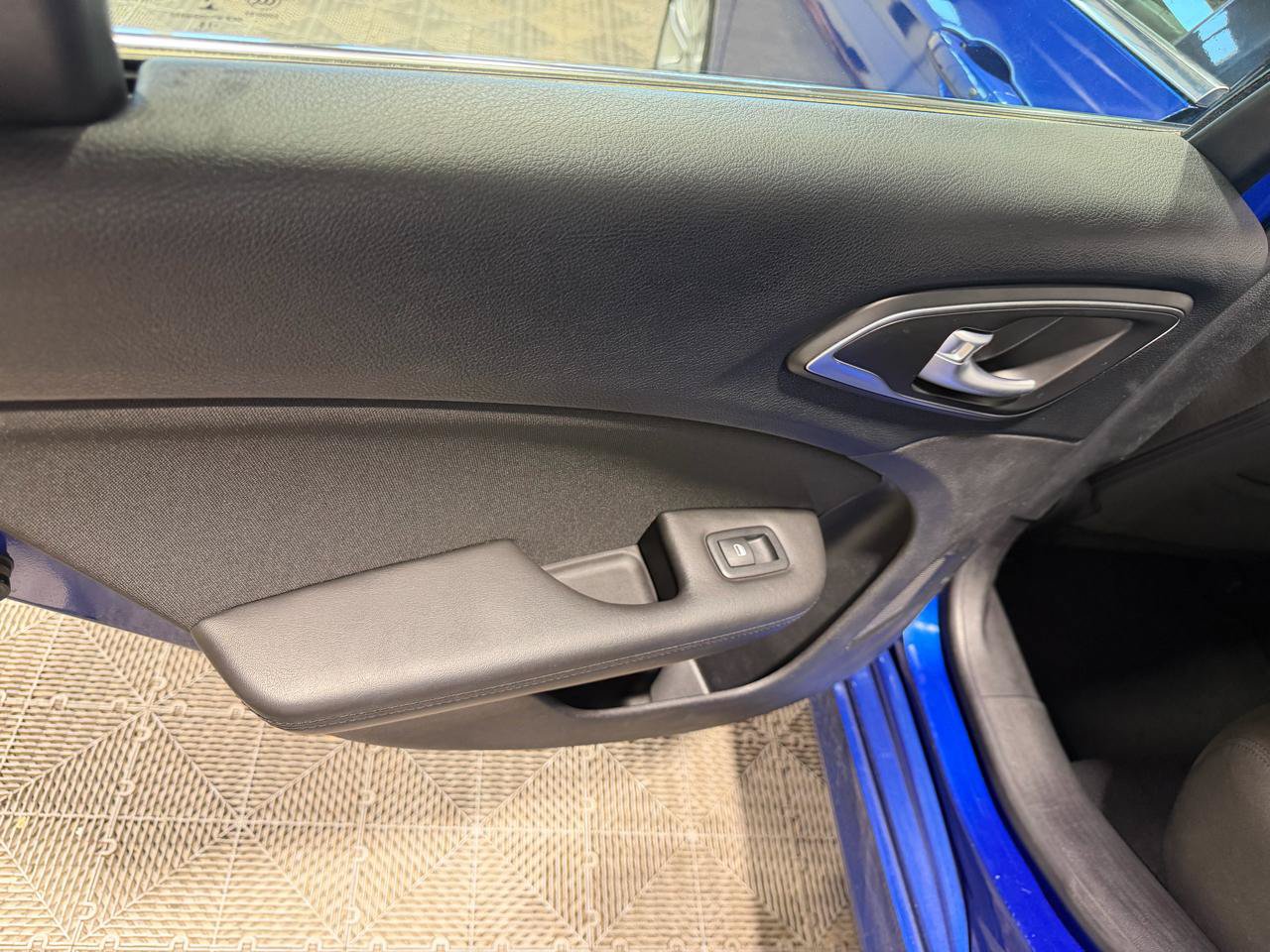 Used 2016 Chrysler 200 Limited w/ Comfort Group FWD image 22