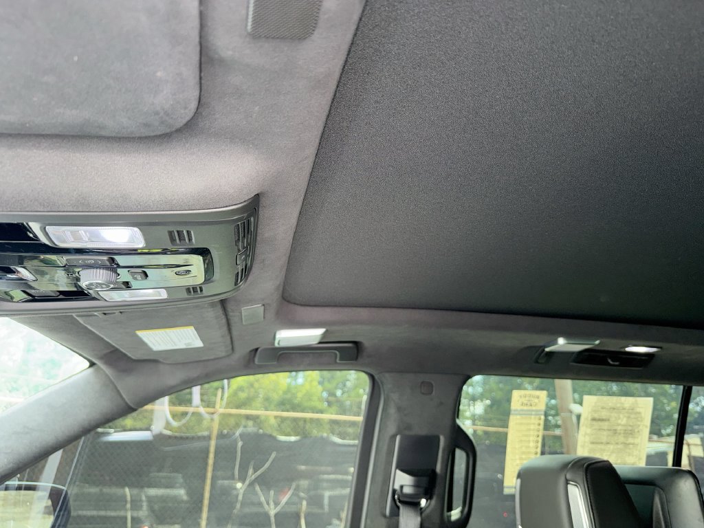 Used 2025 Cadillac Escalade ESV Sport Platinum w/ LPO, Floor Liner Package AWD/4WD image 20