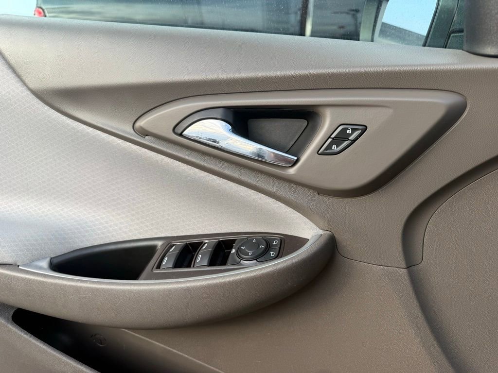 Used 2022 Chevrolet Malibu LT image 22