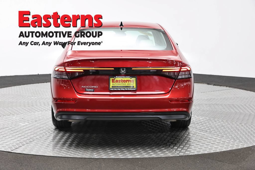Used 2025 Honda Accord SE image 6