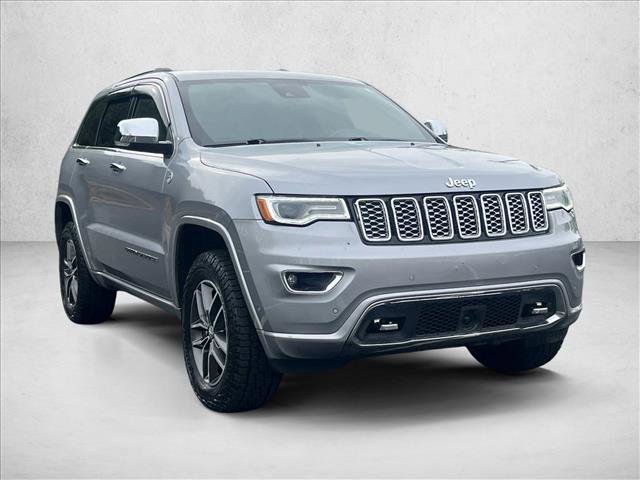 Used 2018 Jeep Grand Cherokee Overland AWD/4WD image 3