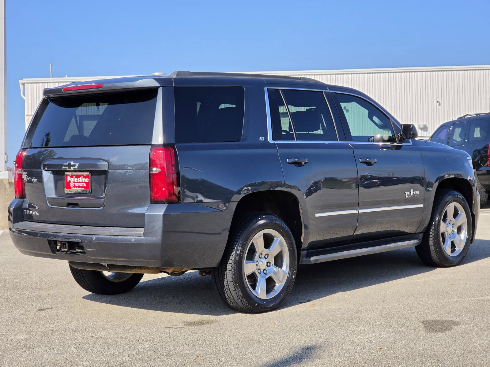 Used 2020 Chevrolet Tahoe LT w/ Texas Edition Package RWD image 4