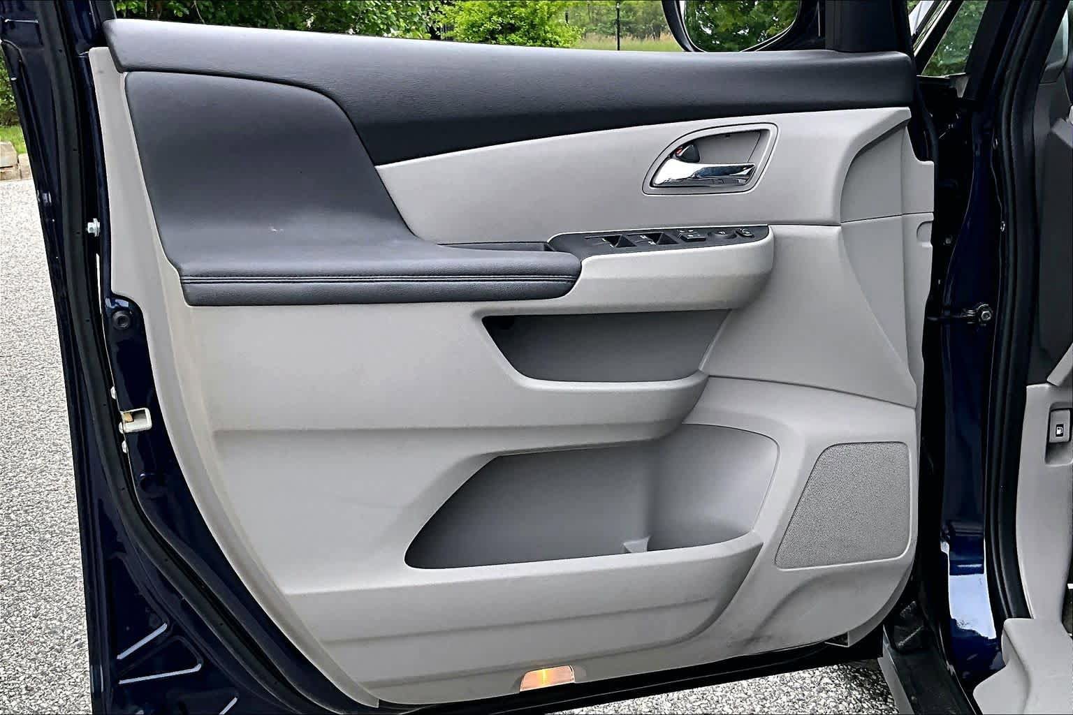 Used 2017 Honda Odyssey EX-L image 22