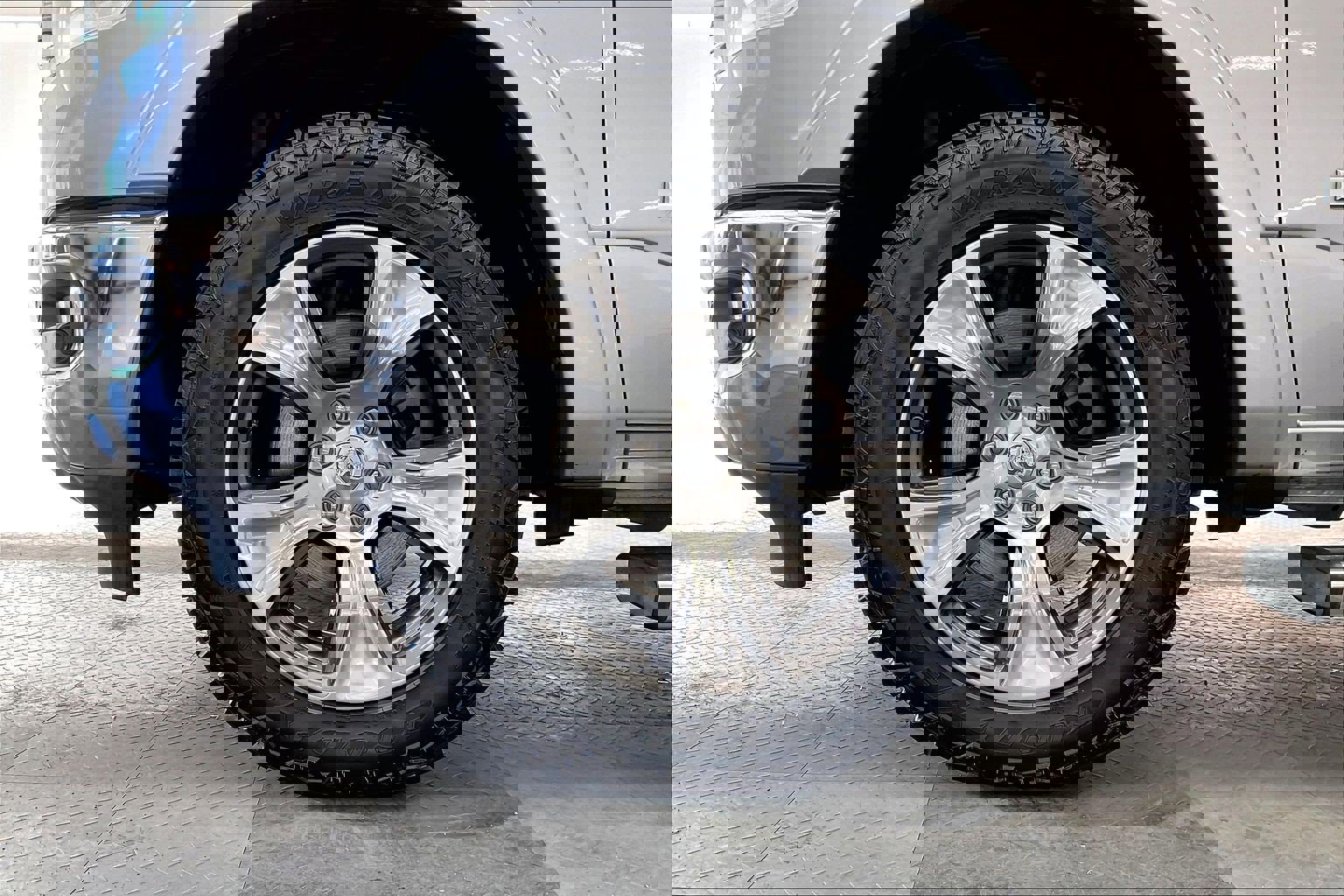 Used 2020 RAM 1500 Laramie image 8