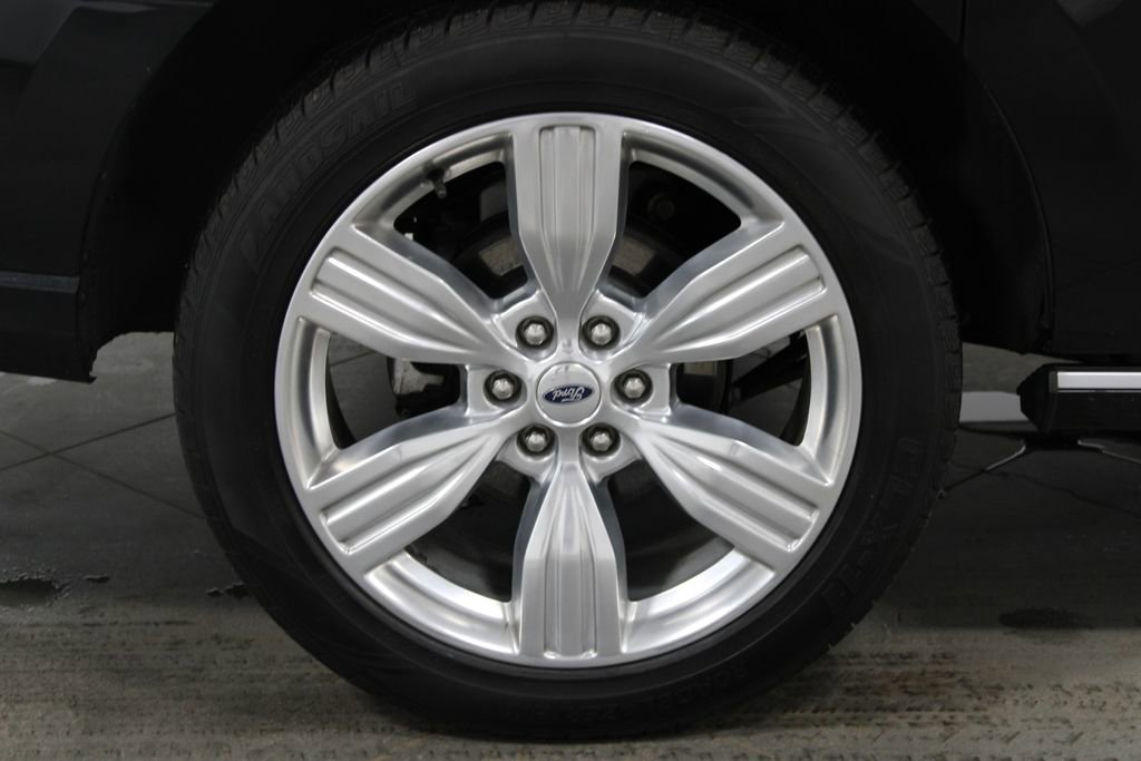 Used 2022 Ford Expedition Max Platinum AWD/4WD image 14